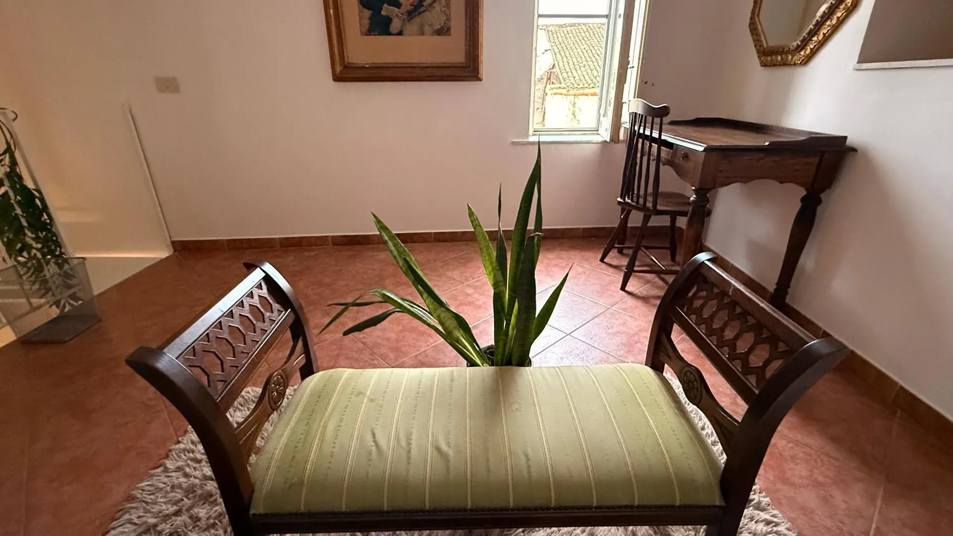 Donna Isabella A Ballaro Palermo Apartment